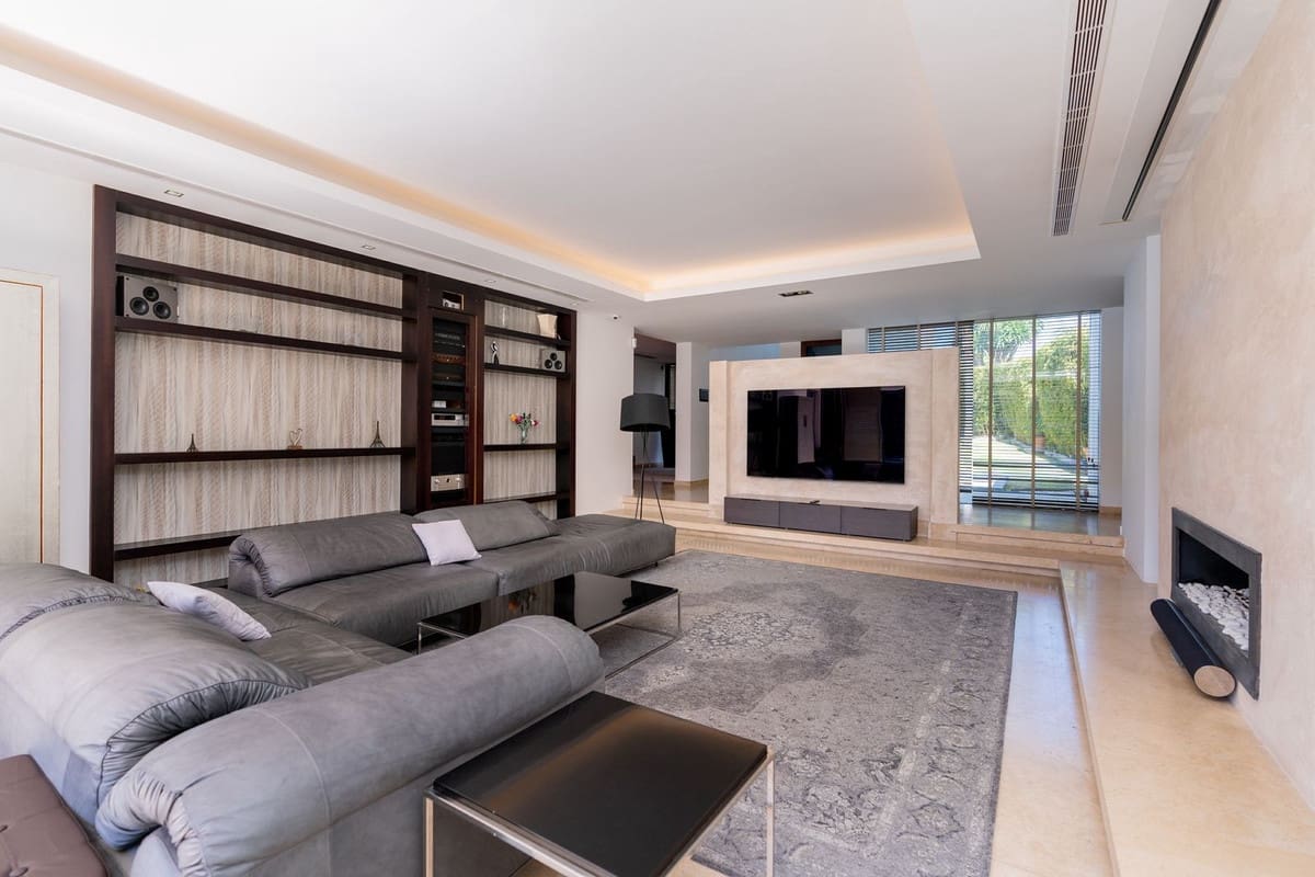 5 sovrum Villa till salu i Costalita - 3 500 000 € (Ref: 8314724)