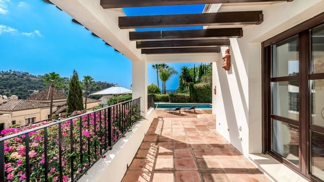 4 bedroom Villa for sale in Los Arqueros, Benahavís - € 1,890,000 (Ref: 8408908)
