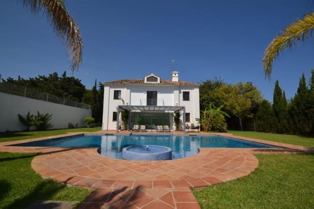 6 soverom Villa til salgs i Guadalmina Baja, Marbella - € 4 900 000 (Ref: 8451182)