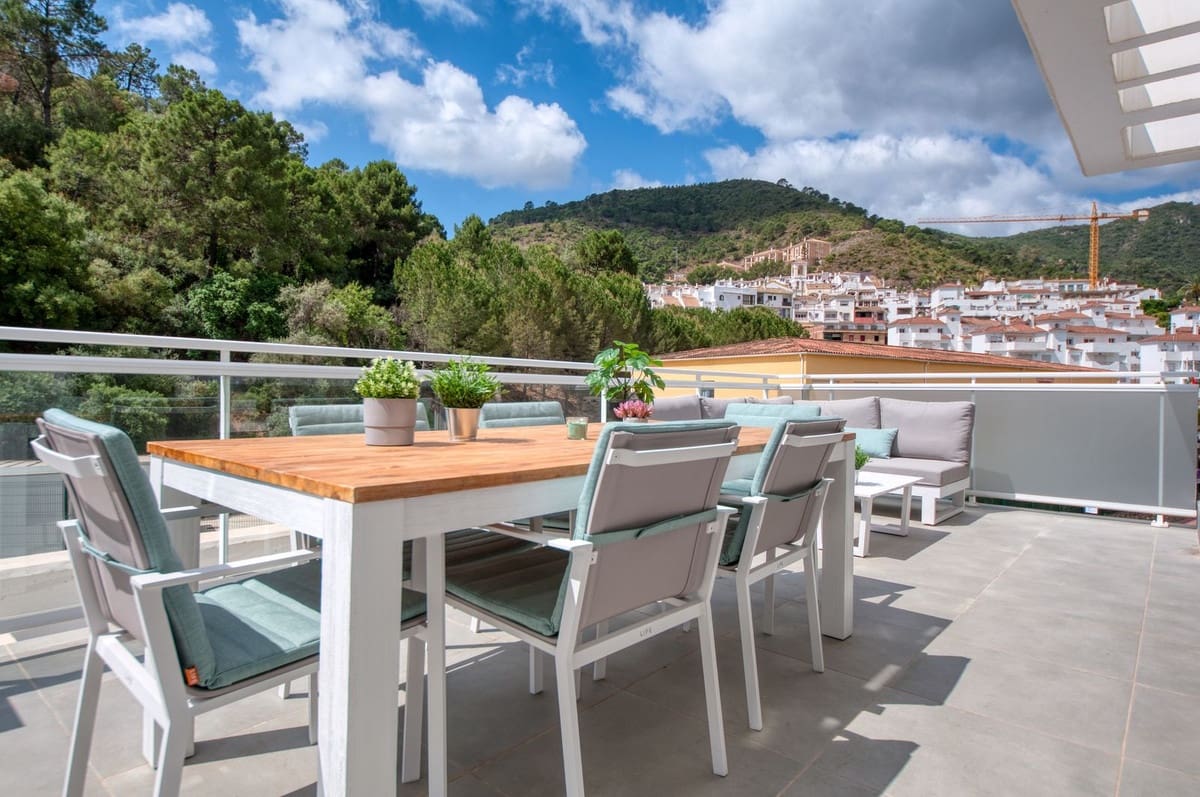 3 soveværelse Lejlighed til salg i Benahavis med garage - € 750.000 (Ref: 8471933)