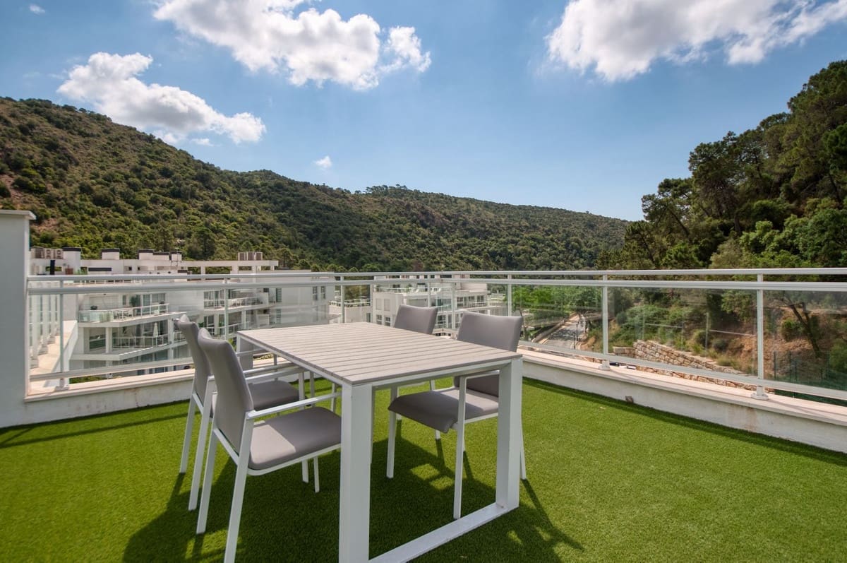 3 soveværelse Lejlighed til salg i Benahavis med garage - € 750.000 (Ref: 8471933)