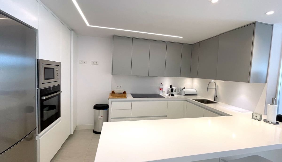 3 quarto Apartamento para venda em Nueva Andalucia - 949 000 € (Ref: 8478853)