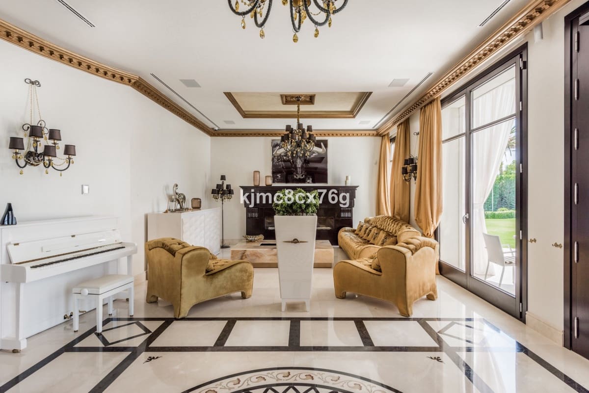 7 soverom Villa til salgs i Marbella med garasje - € 9 500 000 (Ref: 8481612)