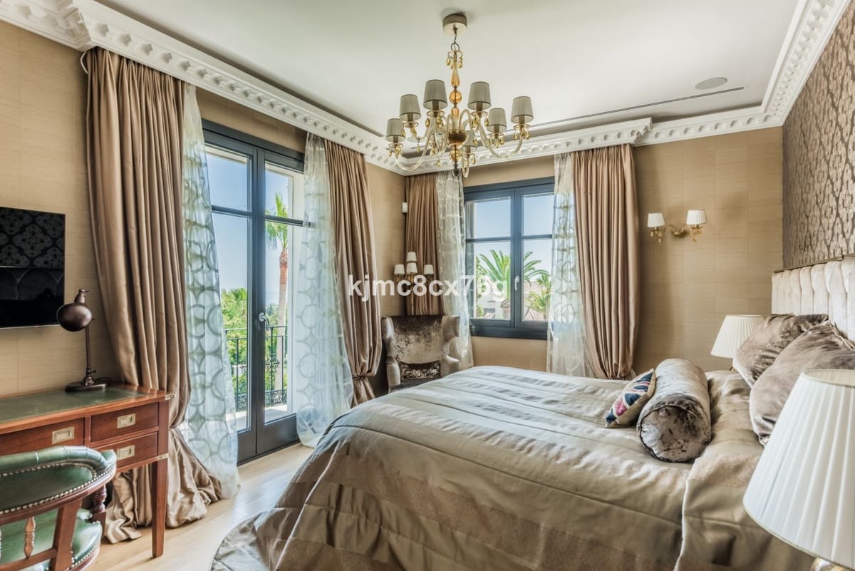 7 soverom Villa til salgs i Marbella med garasje - € 9 500 000 (Ref: 8481612)