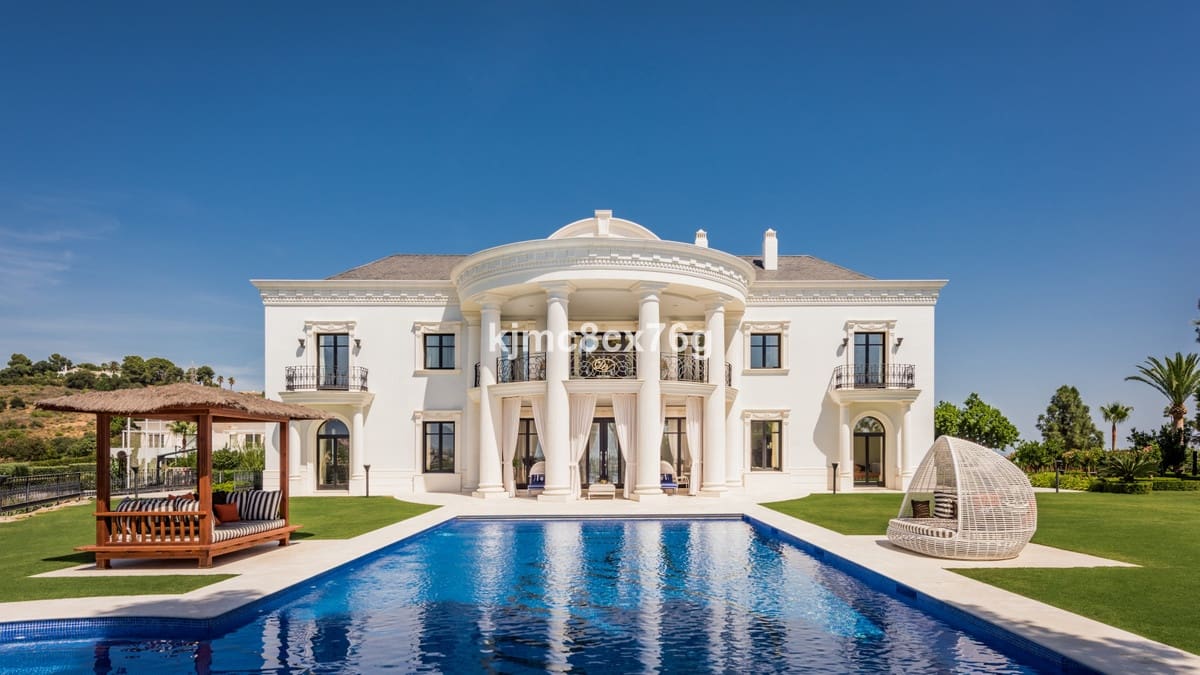 7 soverom Villa til salgs i Marbella med garasje - € 9 500 000 (Ref: 8481612)