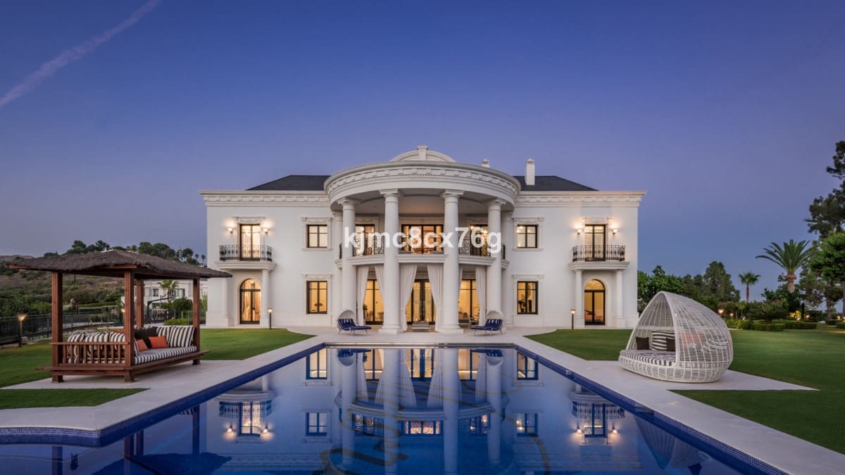 7 soverom Villa til salgs i Marbella med garasje - € 9 500 000 (Ref: 8481612)