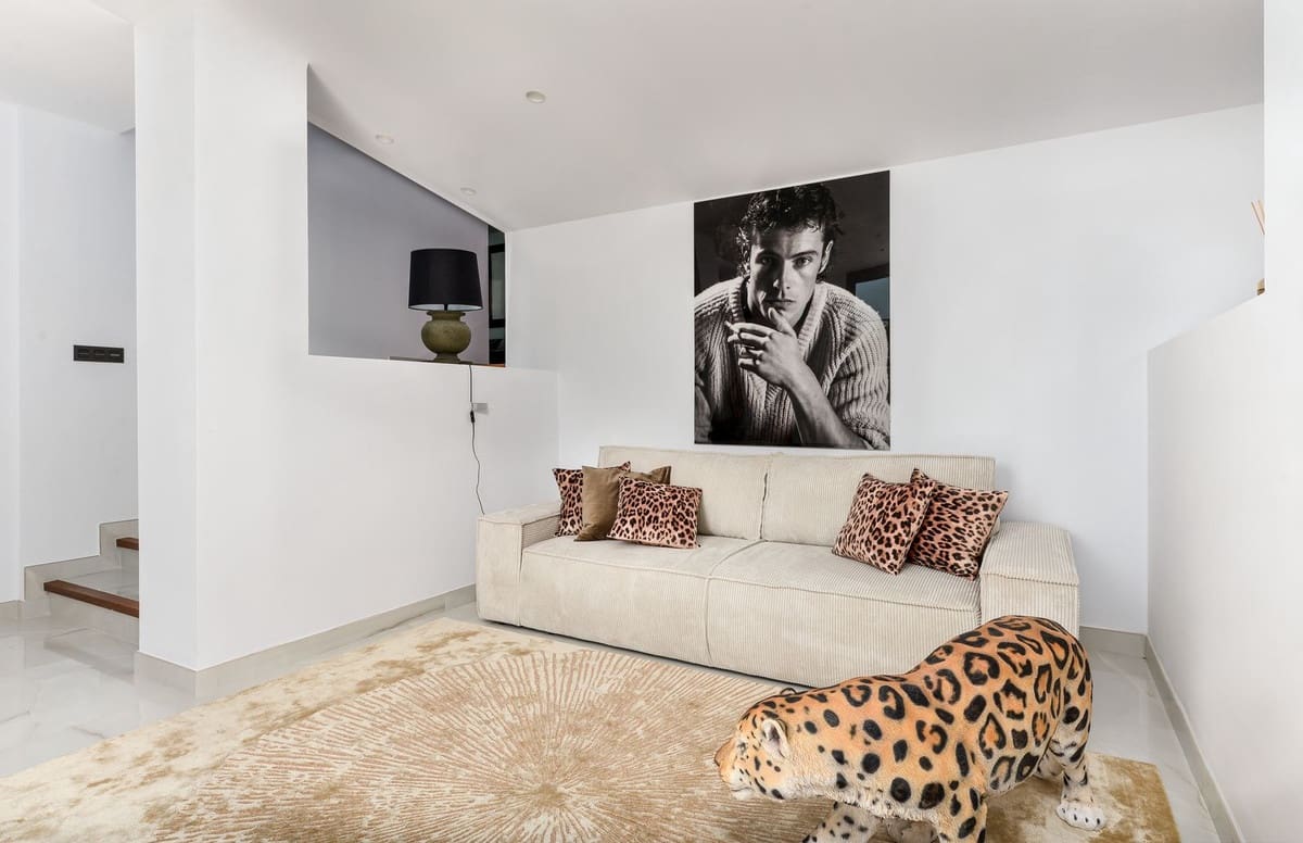 Chalet de 4 habitaciones en Manilva en venta con garaje - 3.450.000 € (Ref: 8488346)