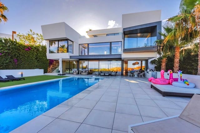 7 Zimmer Villa zu verkaufen in Benahavís mit Garage - 8.800.000 € (Ref: 8495366)
