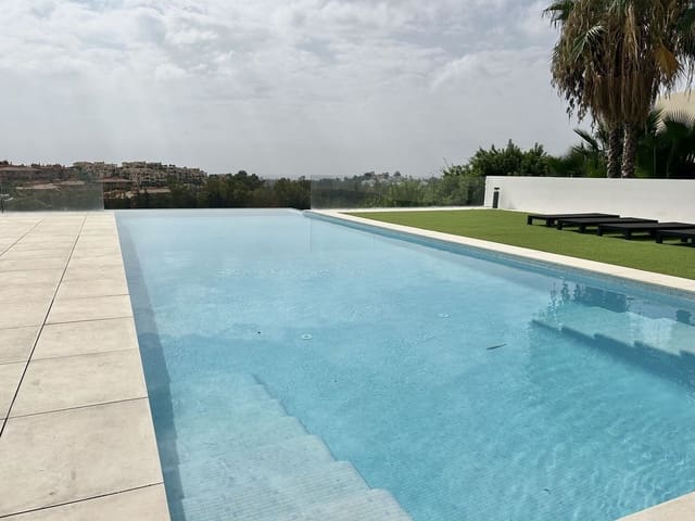 7 Zimmer Villa zu verkaufen in Benahavís mit Garage - 8.800.000 € (Ref: 8495366)