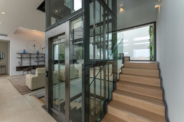 7 Zimmer Villa zu verkaufen in Benahavís mit Garage - 8.800.000 € (Ref: 8495366)