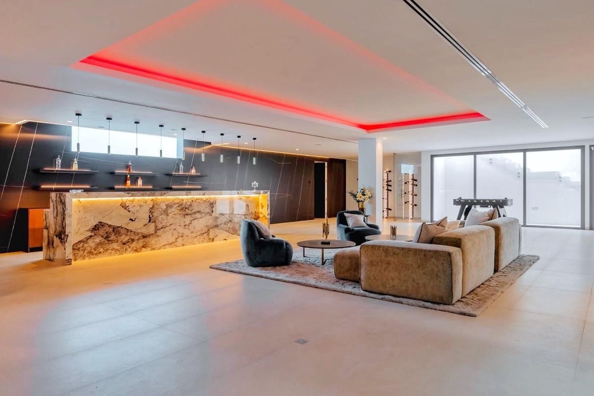 7 Zimmer Villa zu verkaufen in Benahavis mit Garage - 8.800.000 € (Ref: 8495366)