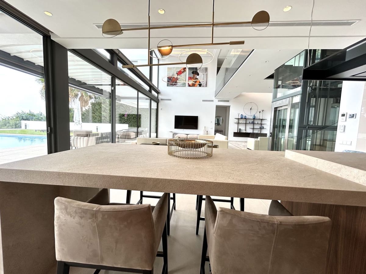 7 Zimmer Villa zu verkaufen in Benahavis mit Garage - 8.800.000 € (Ref: 8495366)