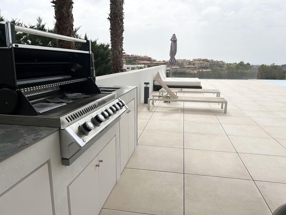 7 Zimmer Villa zu verkaufen in Benahavis mit Garage - 8.800.000 € (Ref: 8495366)