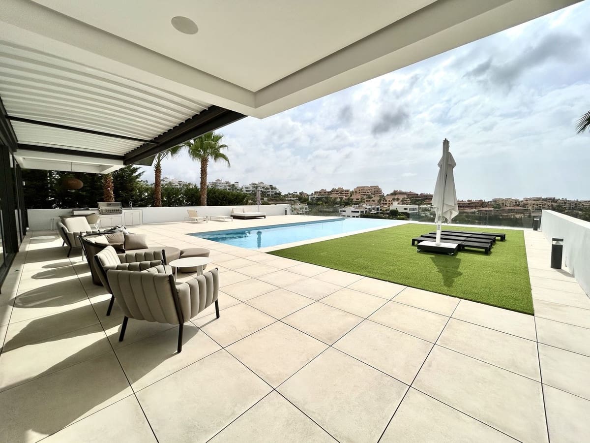 7 Zimmer Villa zu verkaufen in Benahavis mit Garage - 8.800.000 € (Ref: 8495366)