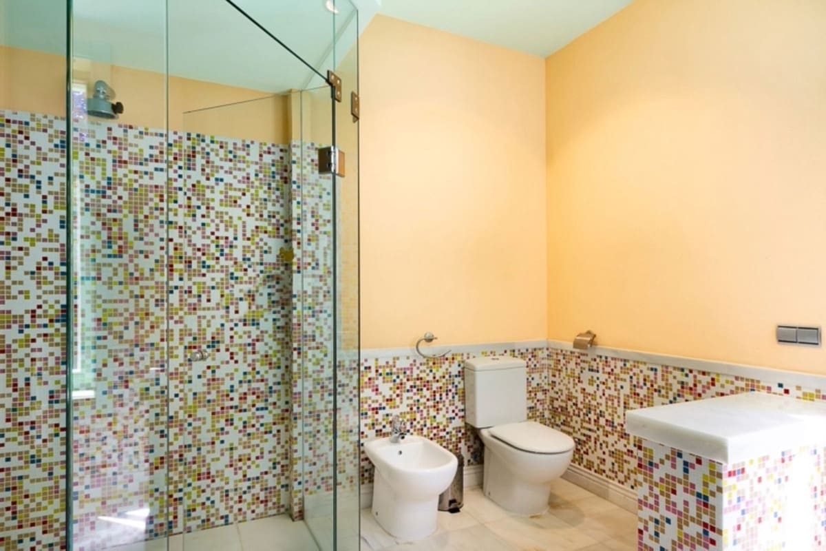 Chalet de 6 habitaciones en Sotogrande en venta con garaje - 5.950.000 € (Ref: 8513758)