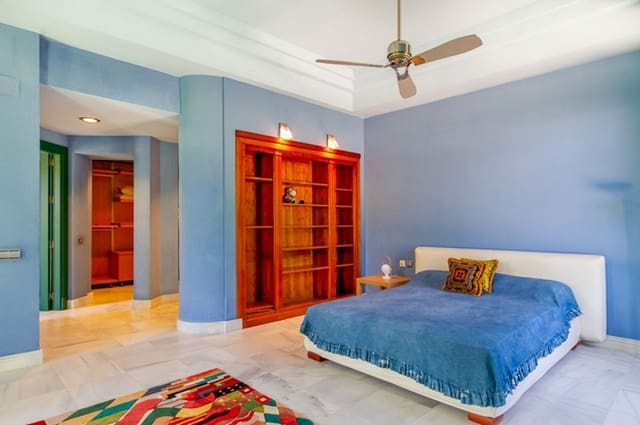 6 sypialnia Willa na sprzedaż w Sotogrande Alto, San Roque z garażem - 5 950 000 € (Ref: 8513758)