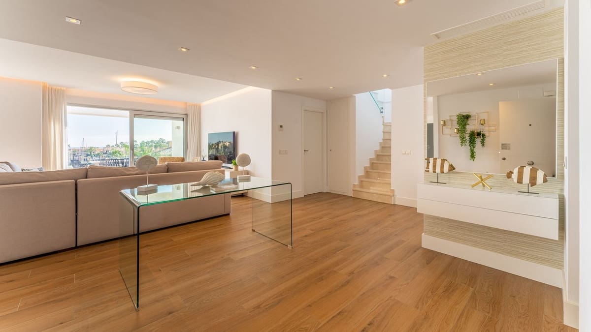 4 sypialnia Apartament na sprzedaż w Sotogrande z garażem - 1 700 000 € (Ref: 8513863)