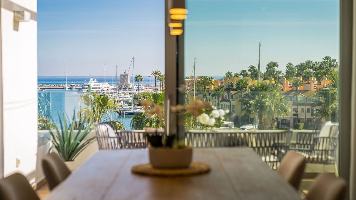4 sypialnia Apartament na sprzedaż w Sotogrande z garażem - 1 700 000 € (Ref: 8513863)