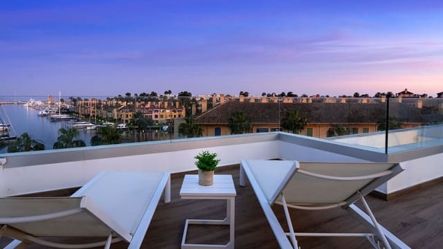 4 sypialnia Apartament na sprzedaż w Sotogrande, San Roque z garażem - 1 700 000 € (Ref: 8513863)