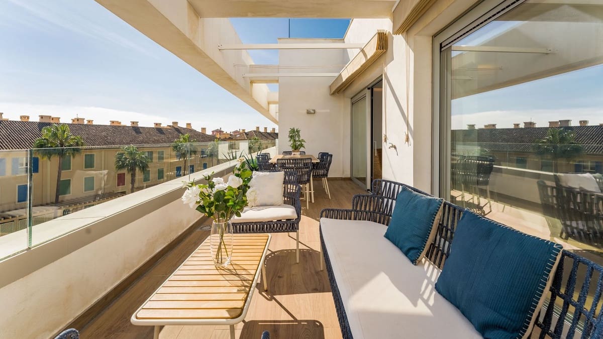 4 sypialnia Apartament na sprzedaż w Sotogrande z garażem - 1 700 000 € (Ref: 8513863)