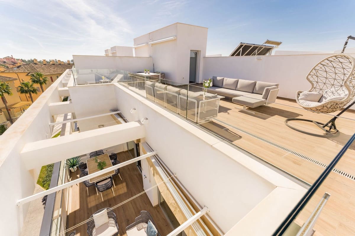 4 sypialnia Apartament na sprzedaż w Sotogrande z garażem - 1 700 000 € (Ref: 8513863)