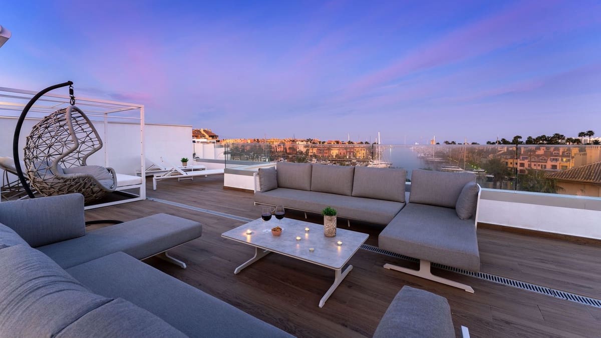 4 sypialnia Apartament na sprzedaż w Sotogrande z garażem - 1 700 000 € (Ref: 8513863)