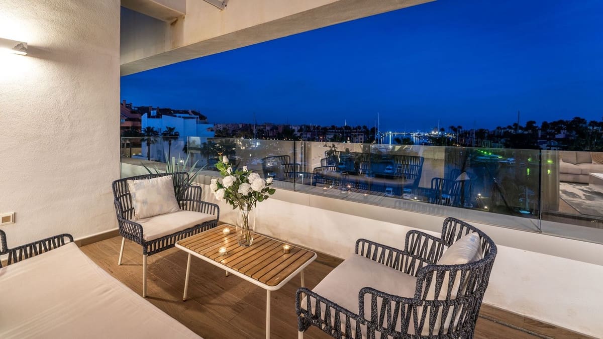 4 sypialnia Apartament na sprzedaż w Sotogrande z garażem - 1 700 000 € (Ref: 8513863)