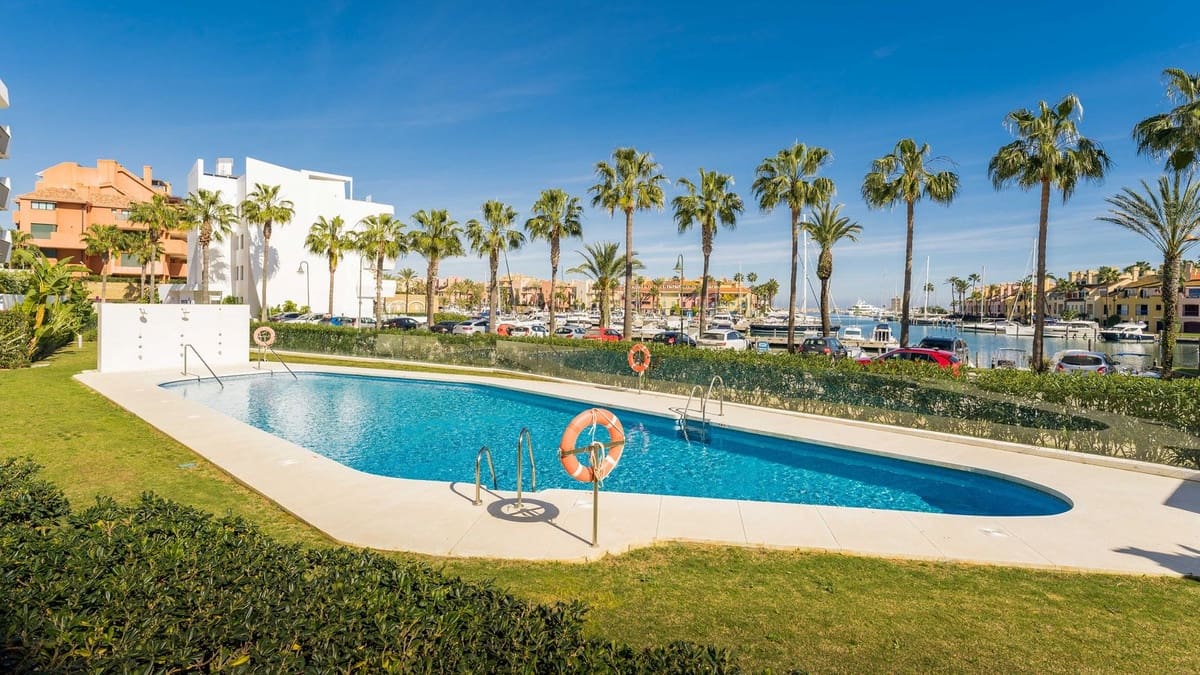 4 sypialnia Apartament na sprzedaż w Sotogrande z garażem - 1 700 000 € (Ref: 8513863)