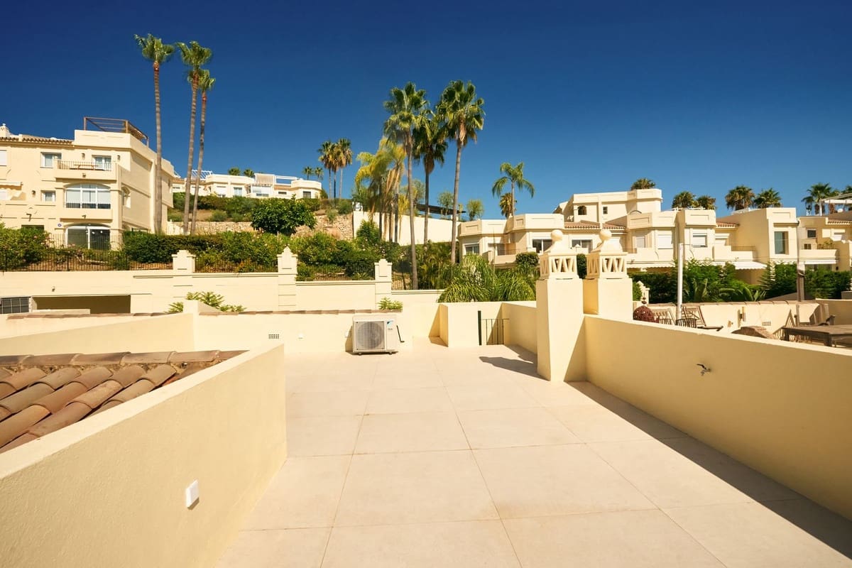 Casa de 3 habitaciones en La Quinta en venta - 875.000 € (Ref: 8513866)