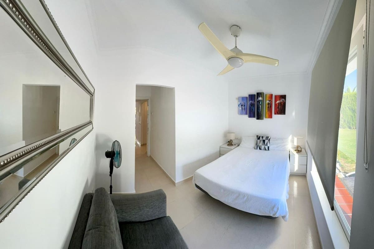 5 soveværelse Villa til salg i Sotogrande med garage - € 1.150.000 (Ref: 8527363)