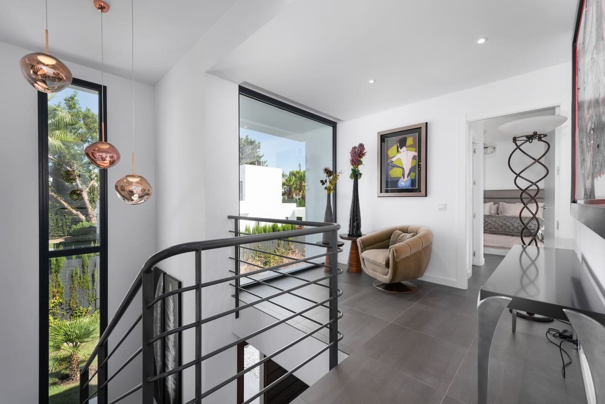 Chalet de 4 habitaciones en Atalaya-Isdabe en venta - 1.995.000 € (Ref: 8527372)