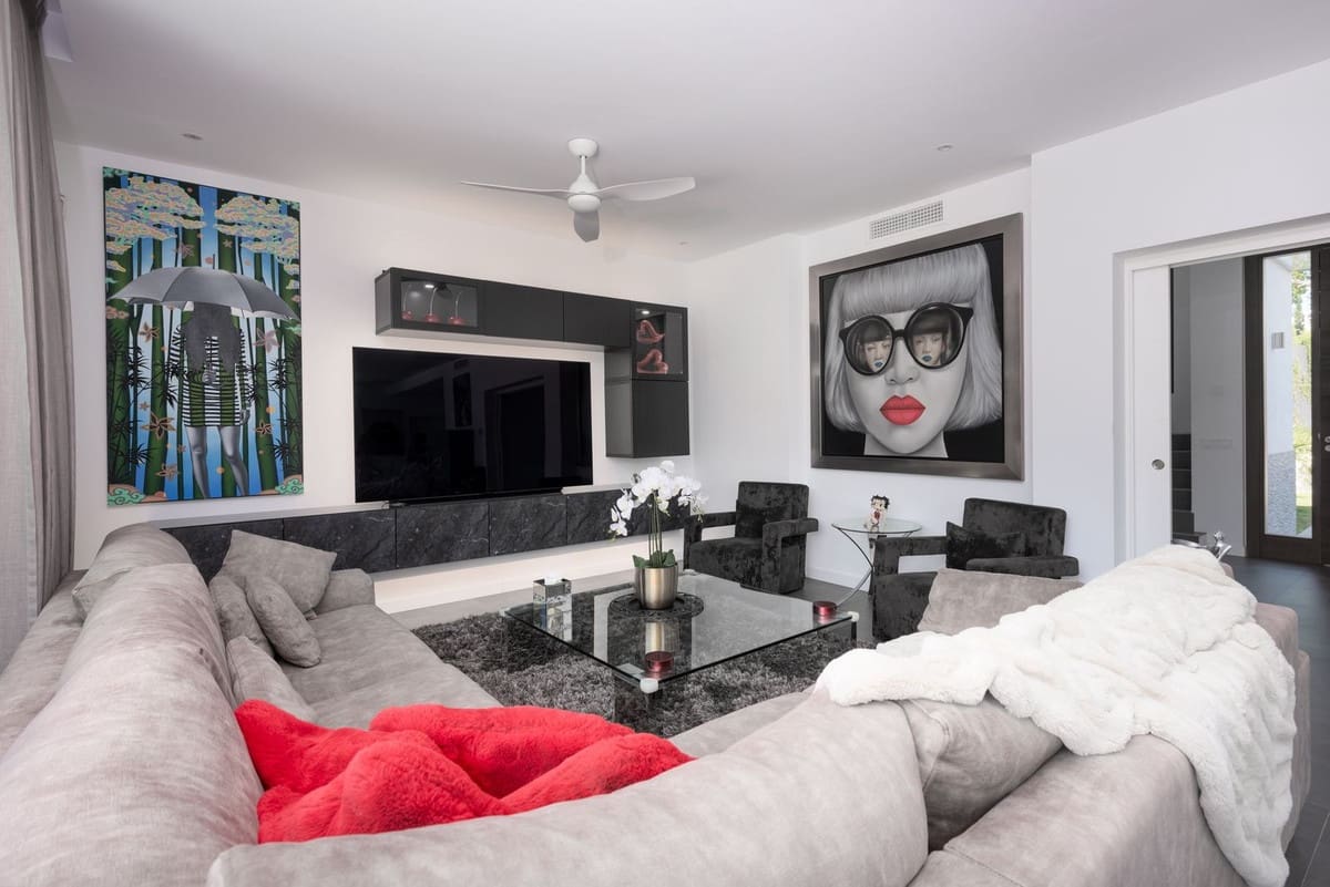 Chalet de 4 habitaciones en Atalaya-Isdabe en venta - 1.995.000 € (Ref: 8527372)