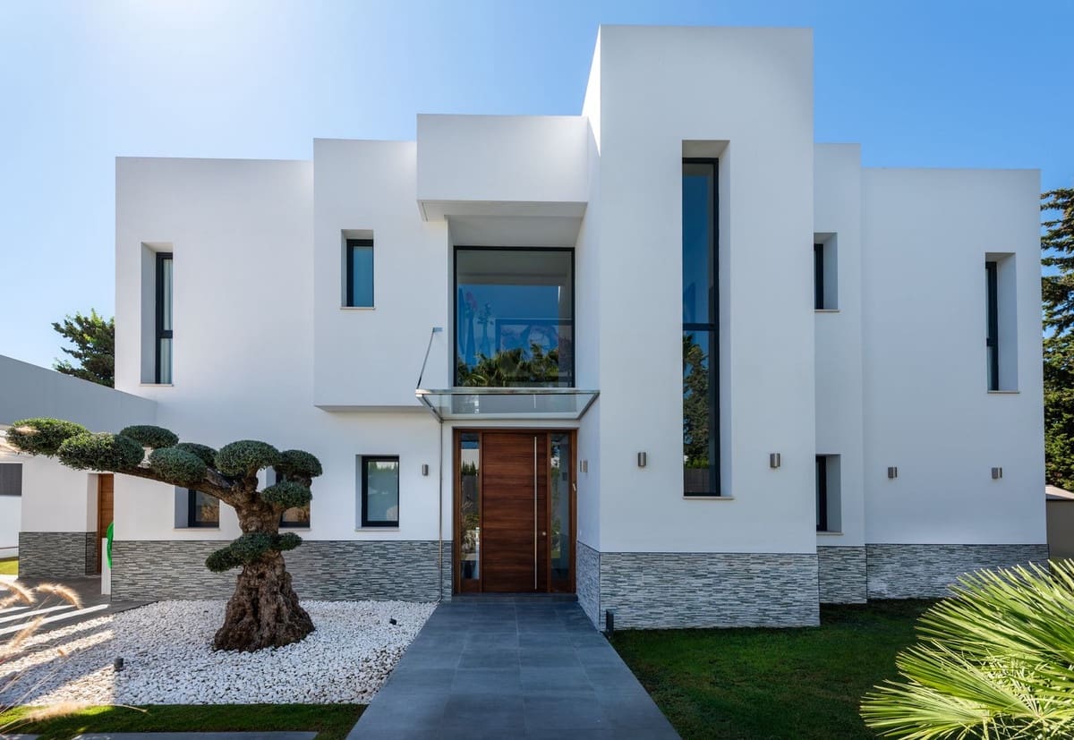 Chalet de 4 habitaciones en Atalaya-Isdabe en venta - 1.995.000 € (Ref: 8527372)