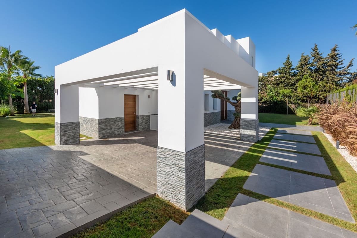 Chalet de 4 habitaciones en Atalaya-Isdabe en venta - 1.995.000 € (Ref: 8527372)