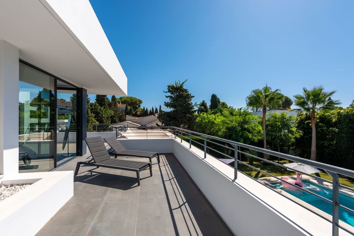 Chalet de 4 habitaciones en Atalaya-Isdabe en venta - 1.995.000 € (Ref: 8527372)