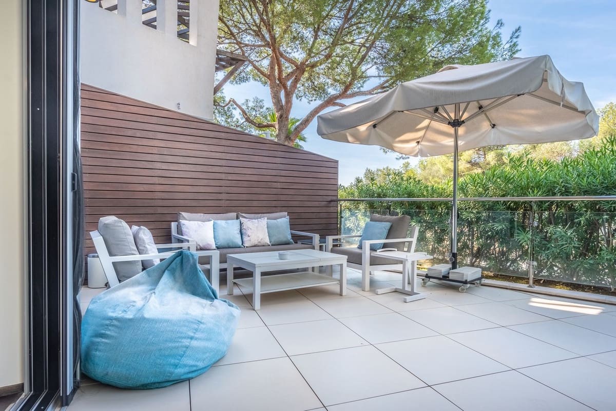 2 bedroom Townhouse for sale in Golden Mile with garage - € 1,417,500 (Ref: 8544093)