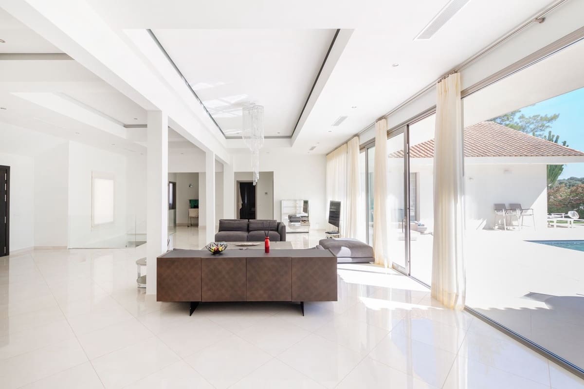 5 soveværelse Villa til salg i Sotogrande med garage - € 2.195.000 (Ref: 8544097)
