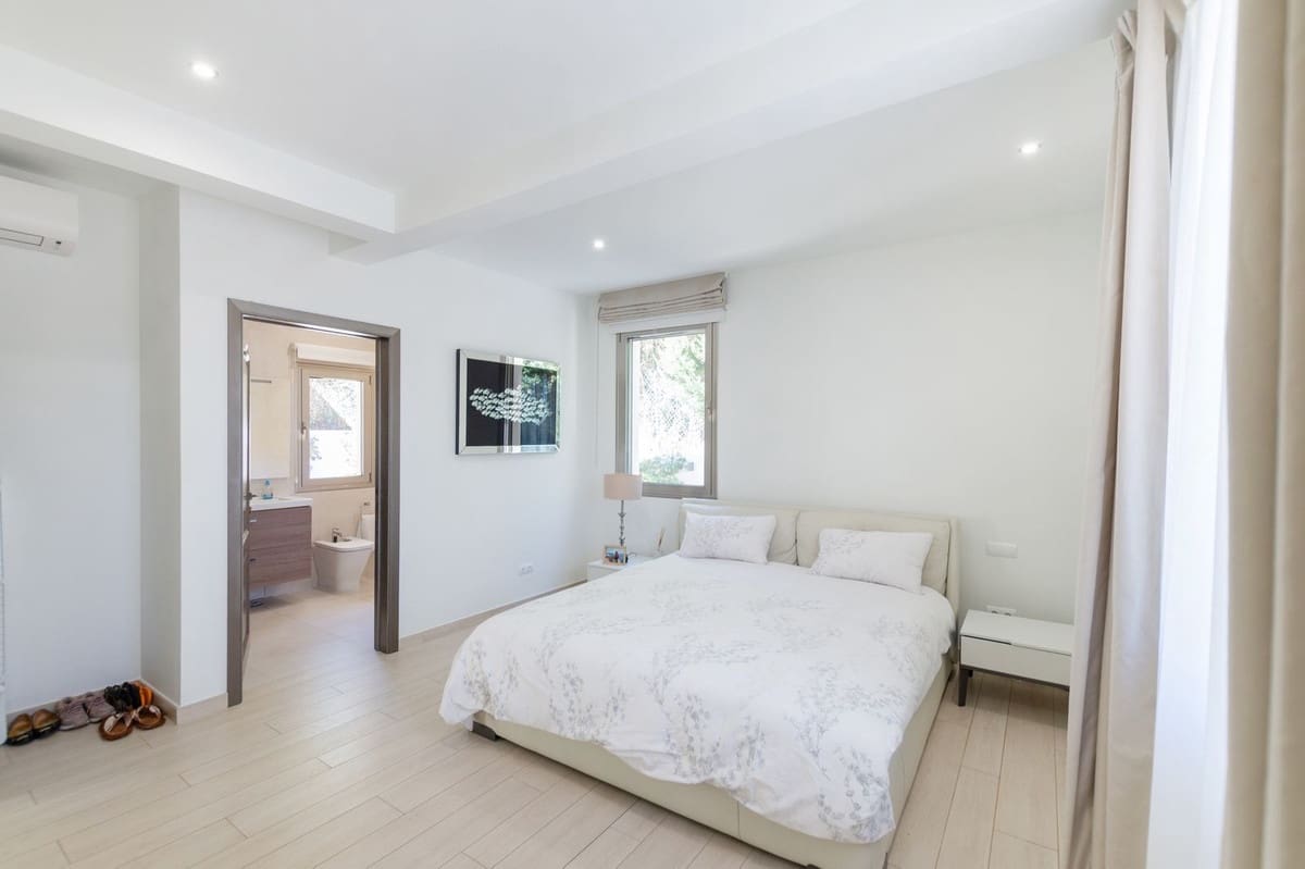 5 soveværelse Villa til salg i Sotogrande med garage - € 2.195.000 (Ref: 8544097)