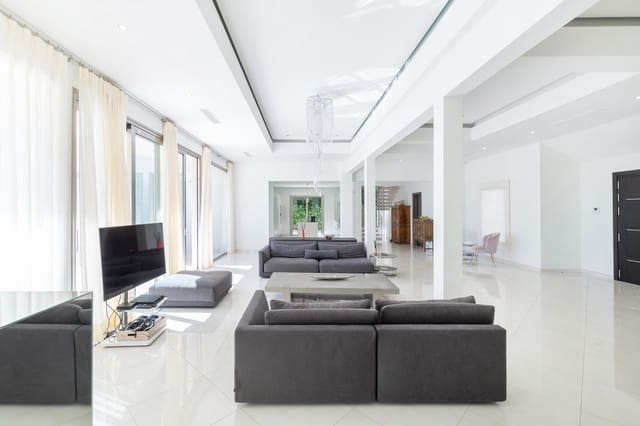 5 soveværelse Villa til salg i Sotogrande Alto, San Roque med garage - € 2.195.000 (Ref: 8544097)