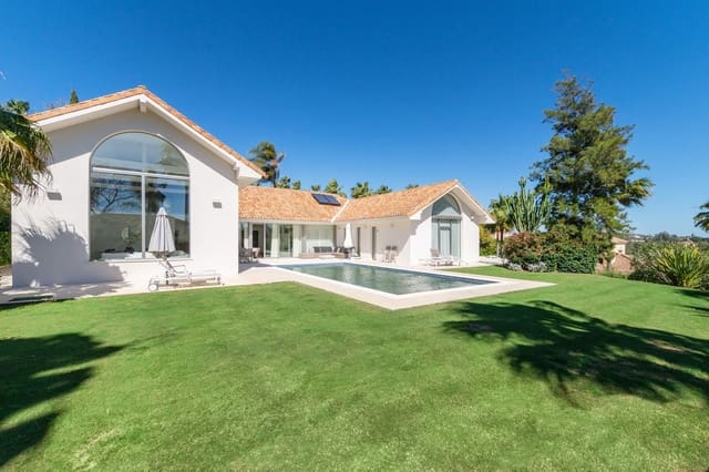 5 soveværelse Villa til salg i Sotogrande Alto, San Roque med garage - € 2.195.000 (Ref: 8544097)