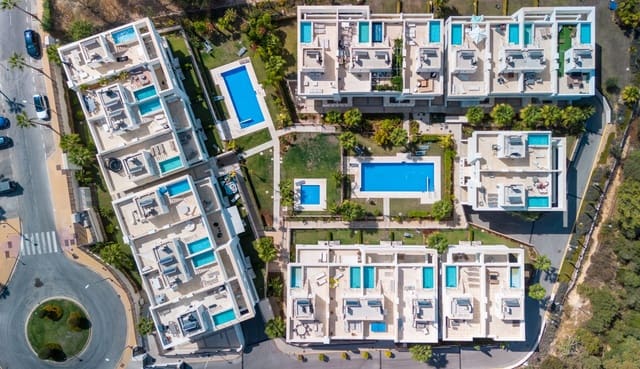 4 soveværelse Byhus til salg i Río Real, Marbella med garage - € 1.420.000 (Ref: 8556306)