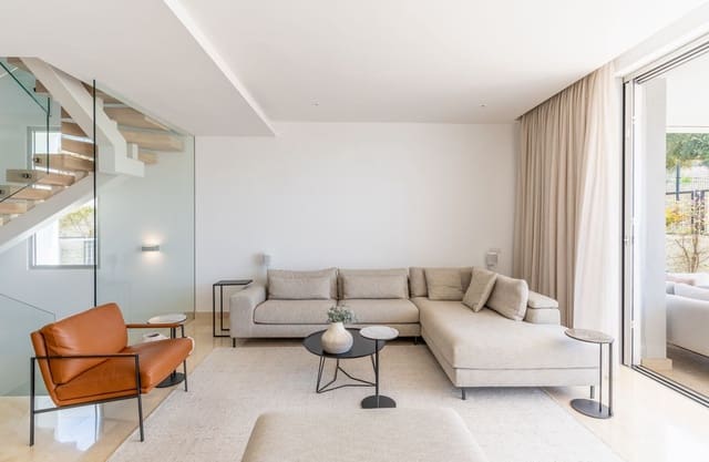 4 bedroom Townhouse for sale in Río Real, Marbella with garage - € 1,420,000 (Ref: 8556306)