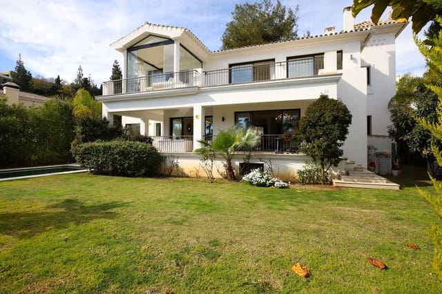 6 soveværelse Villa til salg i Nueva Andalucia, Marbella - € 2.850.000 (Ref: 8556314)