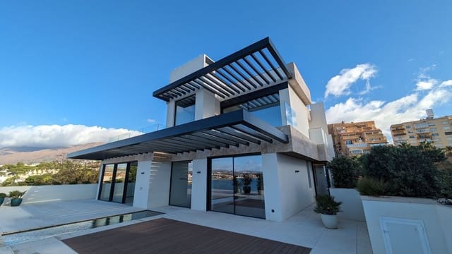 3 sovrum Lägenhet till salu i Estepona med garage - 5 000 000 € (Ref: 8569347)