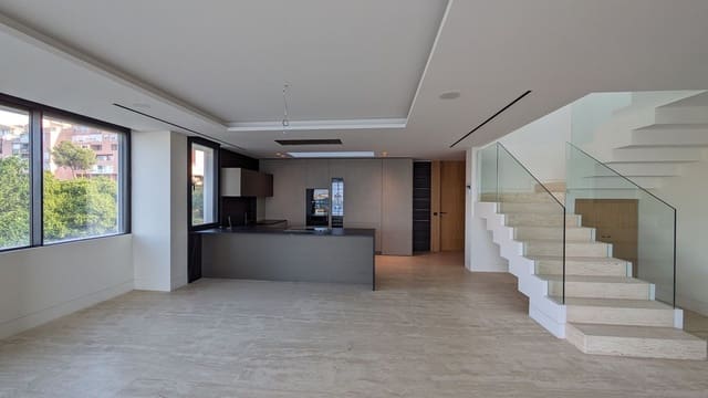 3 sovrum Lägenhet till salu i Estepona med garage - 5 000 000 € (Ref: 8569347)