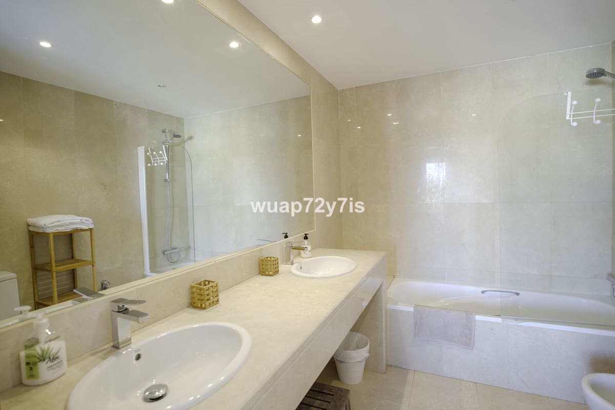 4 soveværelse Lejlighed til salg i Sotogrande - € 1.495.000 (Ref: 8576040)
