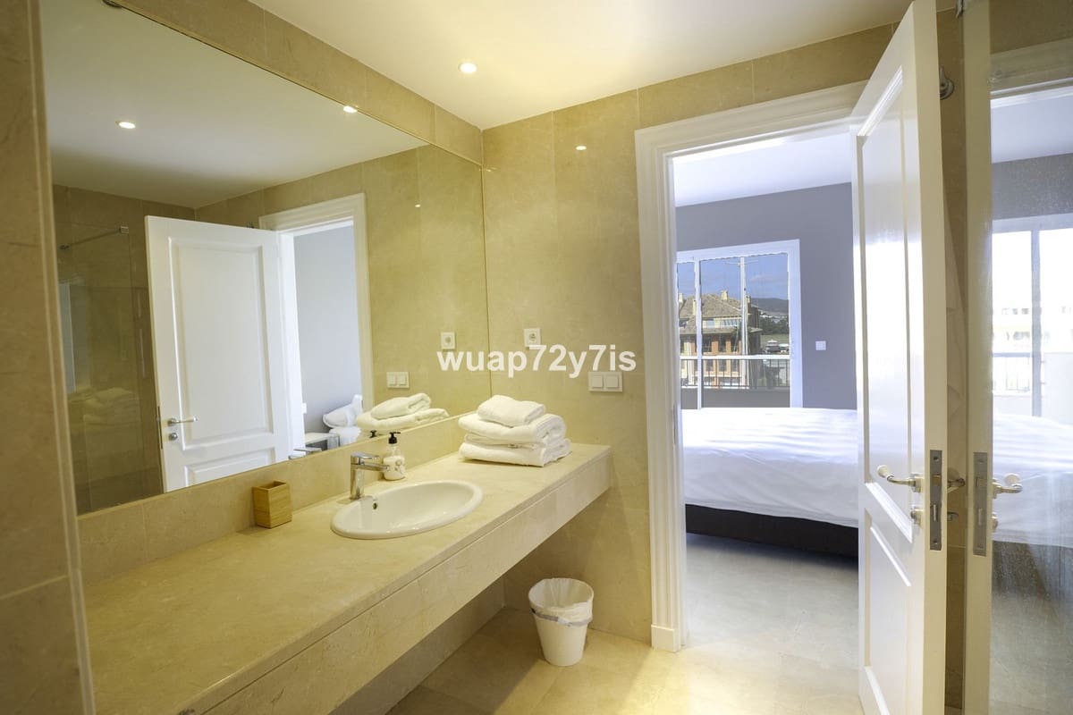 4 soveværelse Lejlighed til salg i Sotogrande - € 1.495.000 (Ref: 8576040)