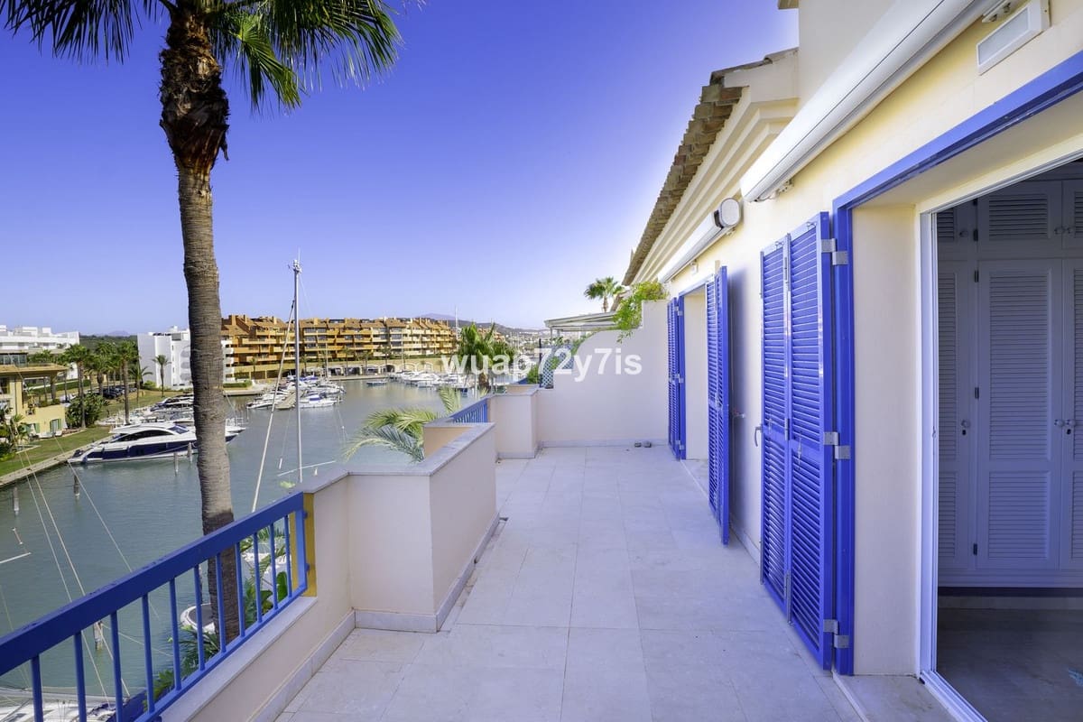 4 soveværelse Lejlighed til salg i Sotogrande - € 1.495.000 (Ref: 8576040)