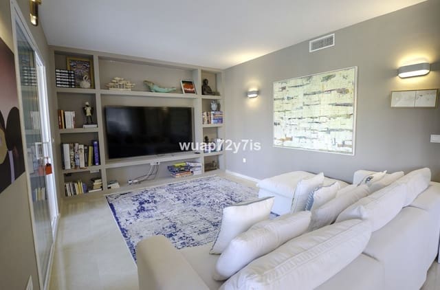 4 soveværelse Lejlighed til salg i Sotogrande, San Roque - € 1.495.000 (Ref: 8576040)