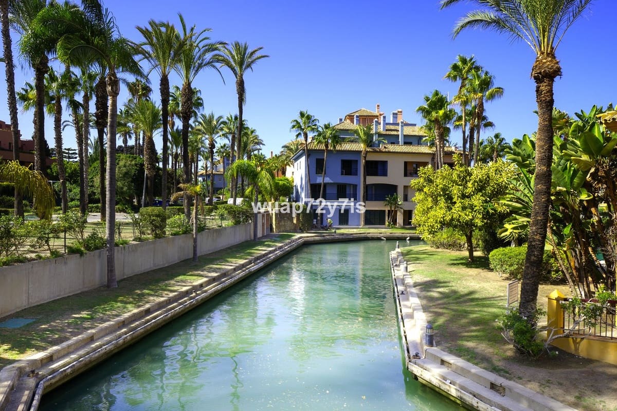 4 soveværelse Lejlighed til salg i Sotogrande - € 1.495.000 (Ref: 8576040)